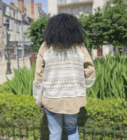 Surchemise en jeans et dentelle