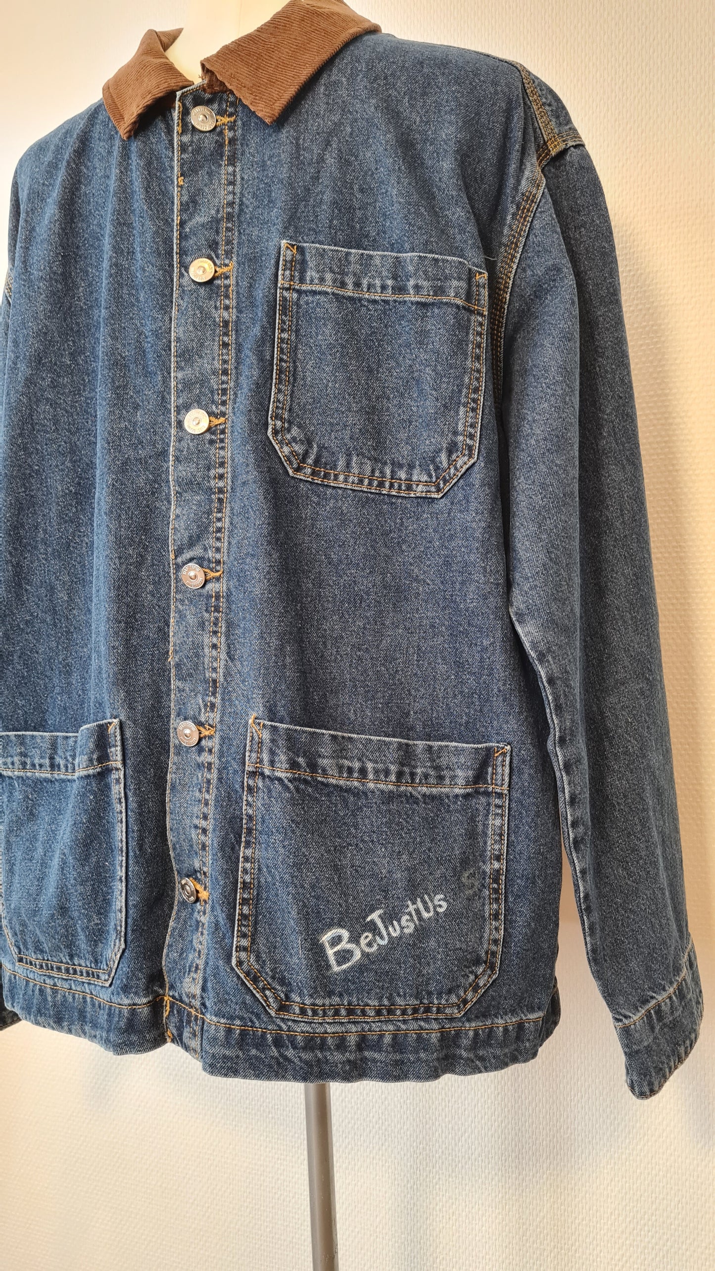 Veste en jean « I HAVE GOD’S FAVOR »
