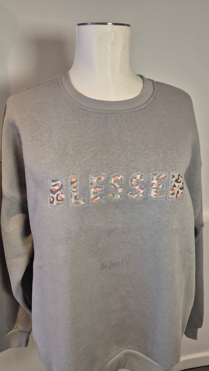 Sweat Oversize kaki “Blessed”